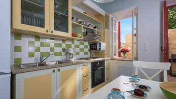 雪櫃、微波爐、焗爐、咖啡機/沖茶器