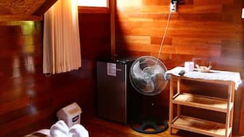 Suite Supérieure, 1 trÚs grand lit, vue jardin | Draps en coton égyptien, literie de qualité supérieure