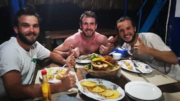 Alimentação e bebidas