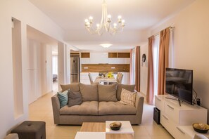 Smart TV, video games, ping pong, books