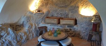 Casa tradizionale vicino a Monemvasia- Mountain & Sea