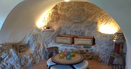 Traditional house near Monemvasia- Mountain & Sea