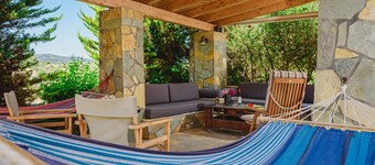 A multisensory experience awaits you in the Greek countryside