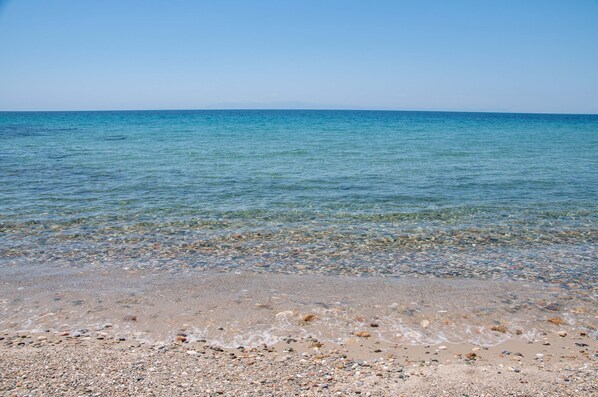 Beach nearby - Welcome to frama house (Νέα Σκιώνη)