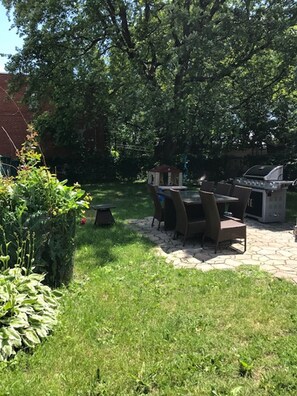 View from property - La Maison sur Sherbrooke (Montreal)