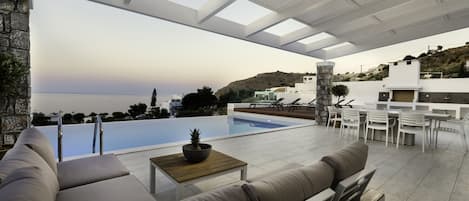 屋外プール、温水プール