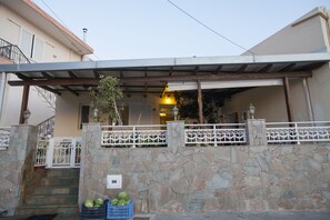 Exterior - Arch Villa traditional holiday house on Rhodes (Σορωνή)