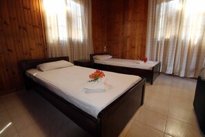 2 bedrooms, WiFi, bed sheets