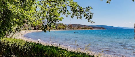 Vlak bij het strand