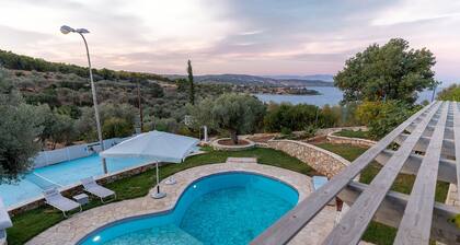 Sunny Place Resort, Deluxe Rooms, Appartments & Suites