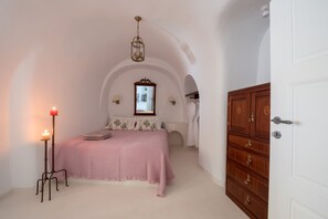 2 chambres, coffre-fort, système d’insonorisation