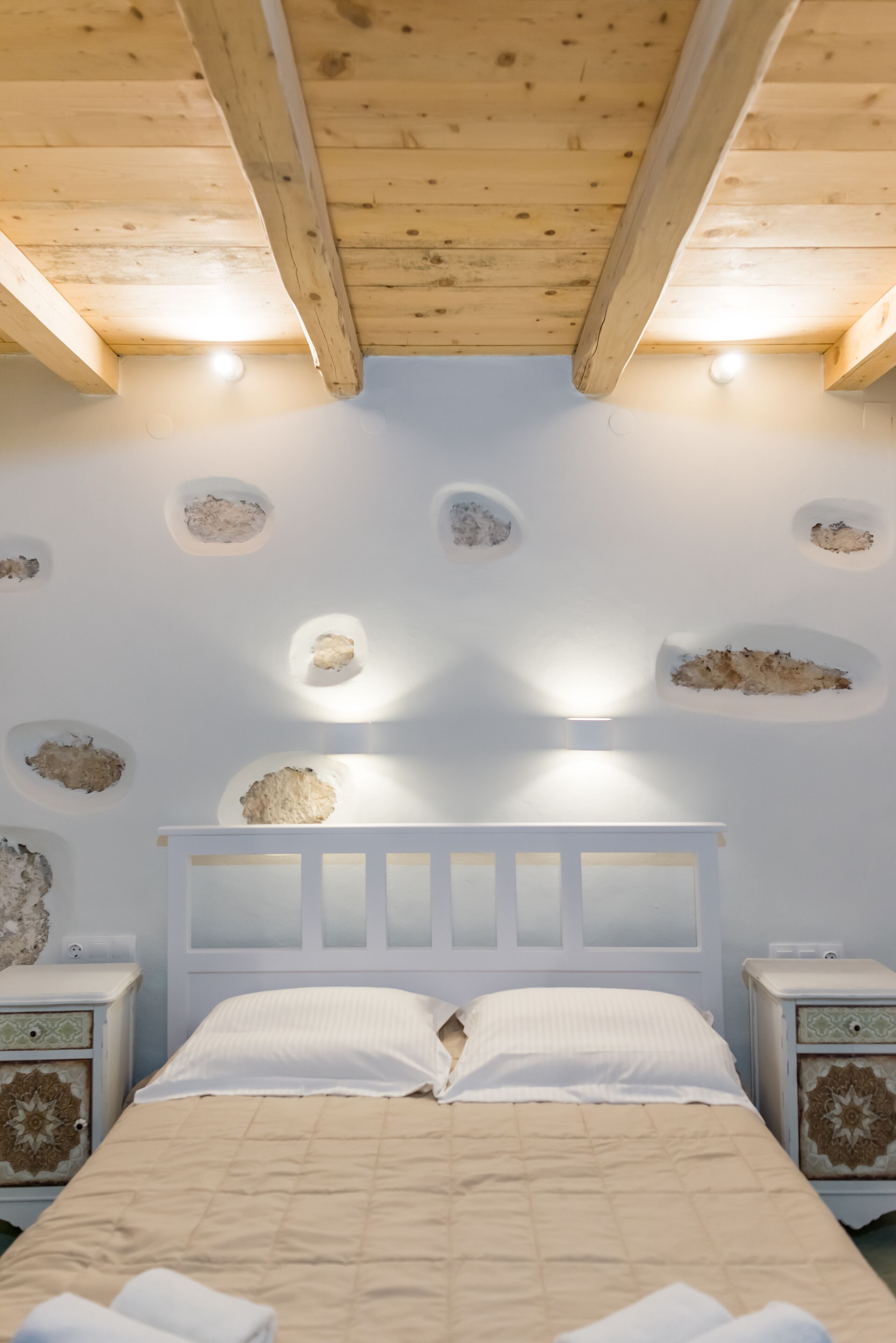 3 habitaciones, insonorización y tabla de planchar con plancha 