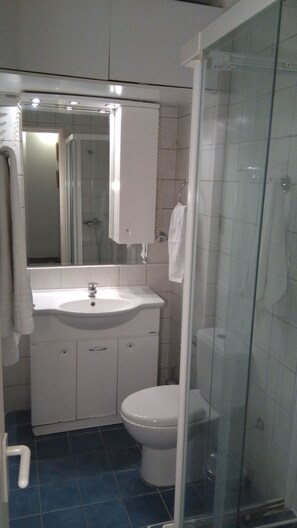 Towels - Menigos 3 SEAFRONT WITH GARDEN - MAISONETTE (Γλυφάδα)