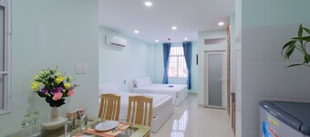 7S Hotel Rainy House