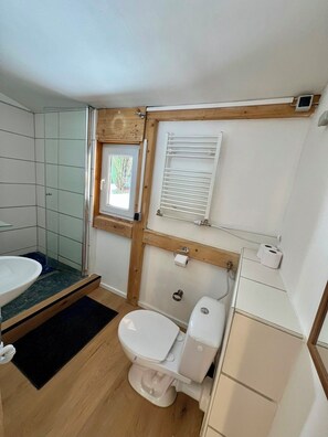 Unclassified image, 4 of 13, button - Bungalow in a quiet forest location right on the hiking trail (Reinhardtsdorf-Schöna)