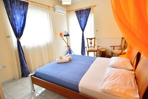 3 bedrooms, in-room safe, desk, soundproofing