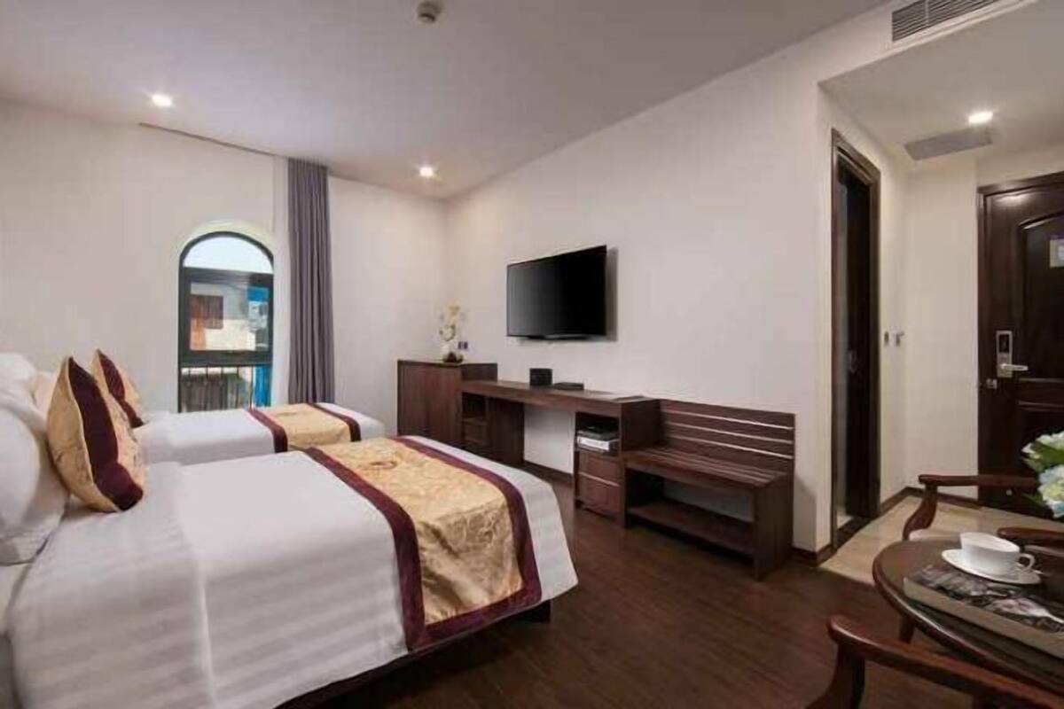 1 bedroom, minibar, in-room safe, desk