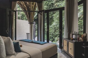 Grand Riverside Private Pool Villa | 客房景观