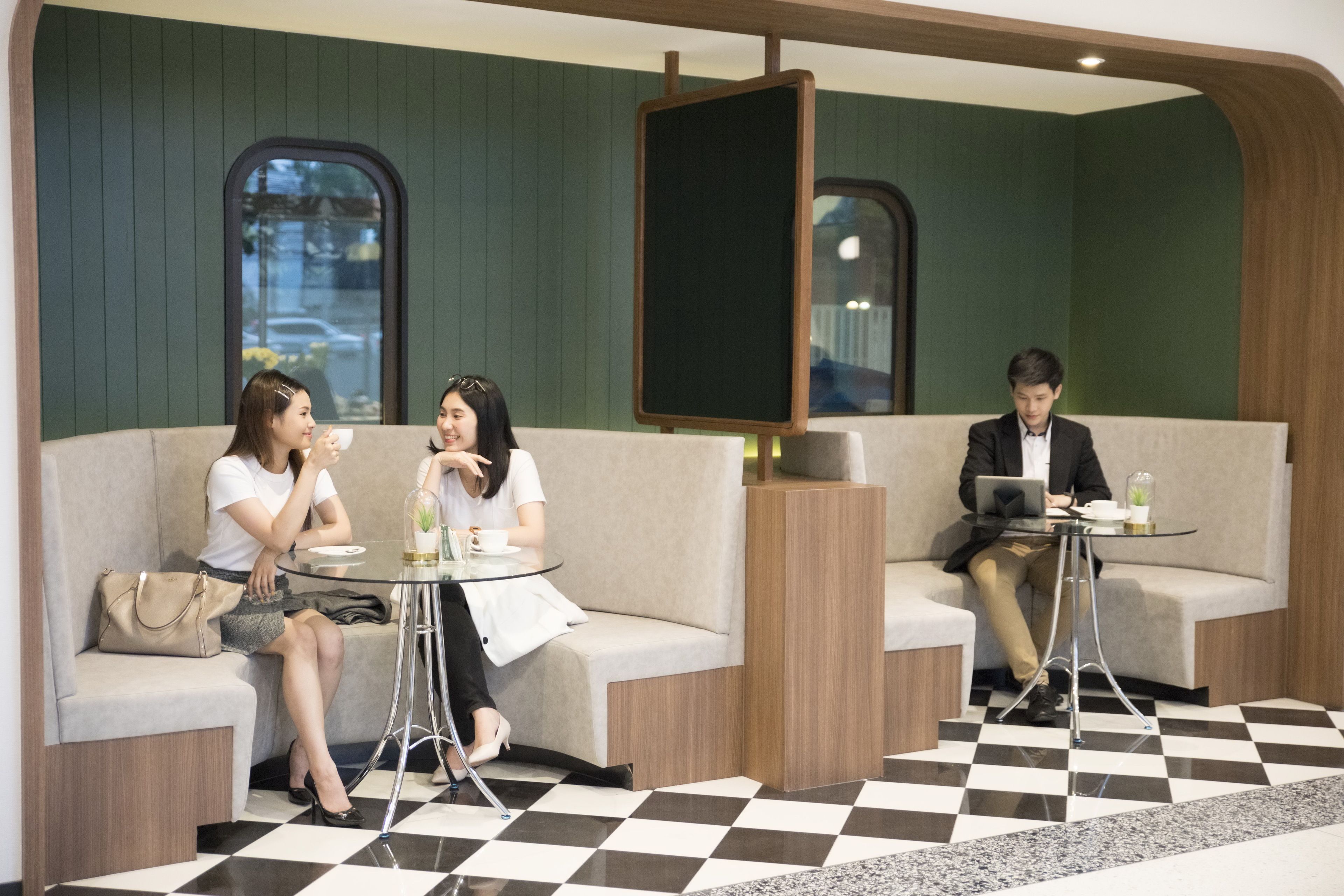 Photo - Justice Hotel