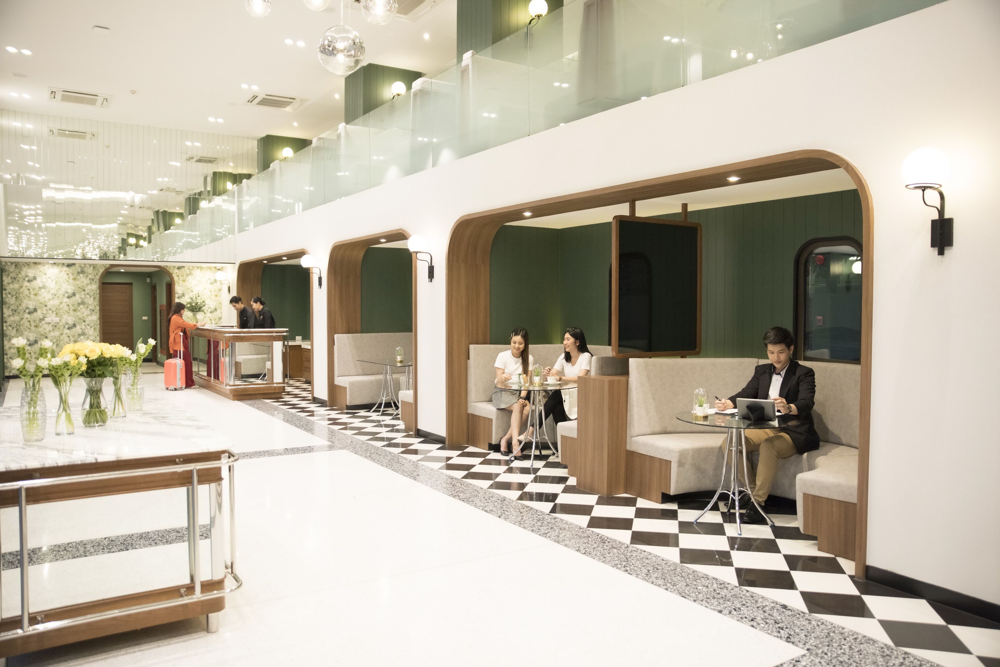 Photo - Justice Hotel