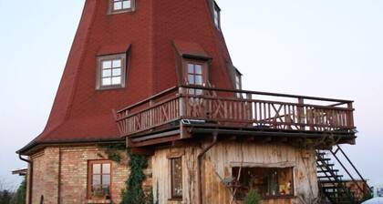 großzügige Wohnung mit Pool, sehr ruhige Lage,direkt am Kummerower S