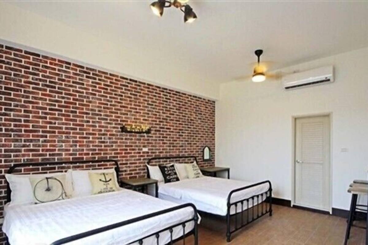 Gallery Quadruple Room, 2 Double Beds, Mountain View