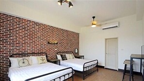 Gallery Quadruple Room, 2 Double Beds, Mountain View | Individually decorated, individually furnished, desk, free WiFi