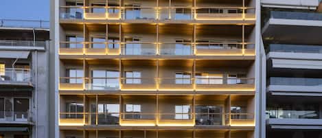 Façade de l’hébergement - soirée/nuit