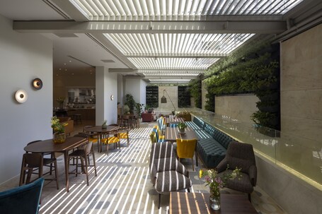 COCO MAT Athens BC - Image 7