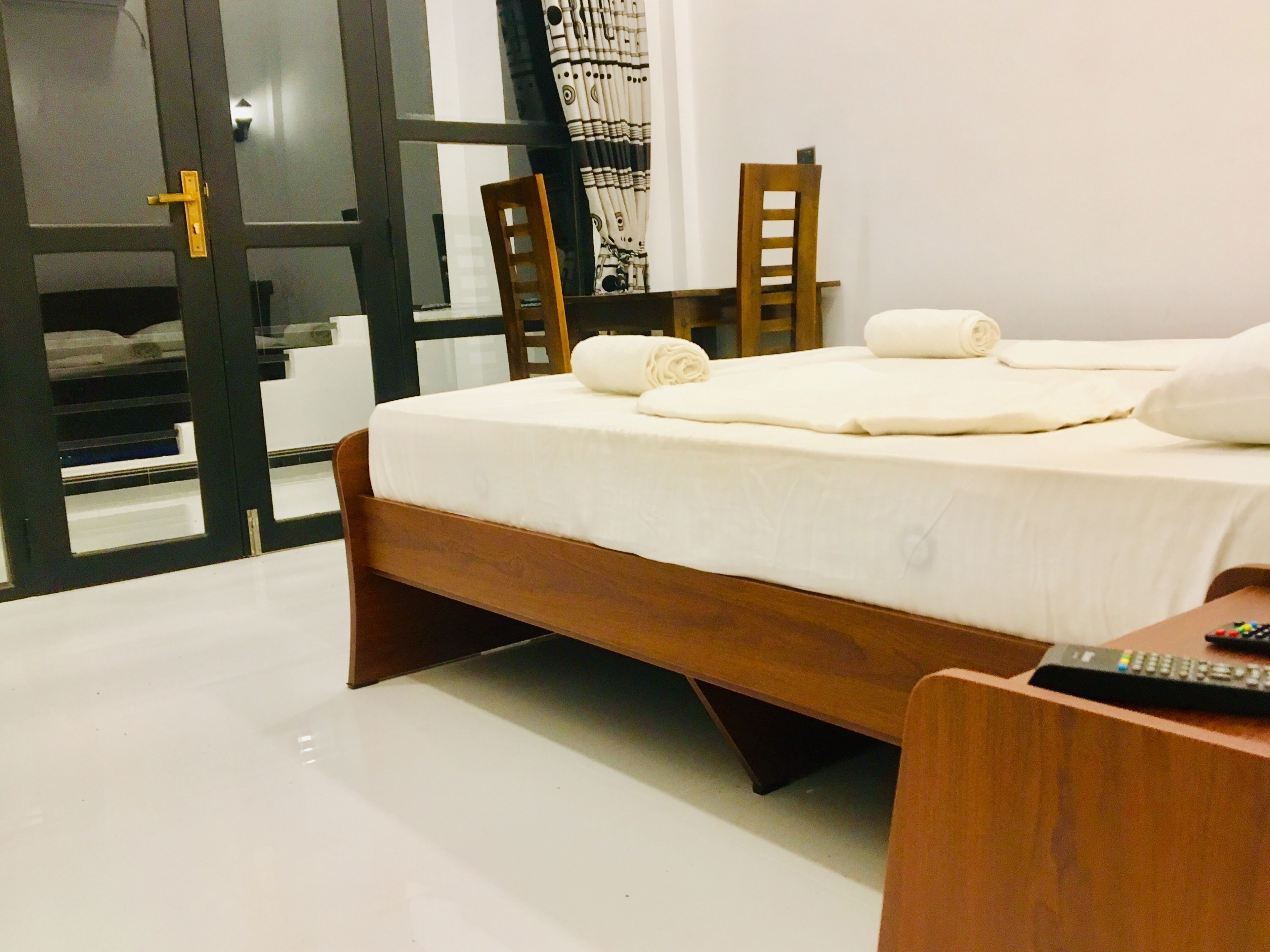 Minibar, soundproofing, free WiFi, bed sheets