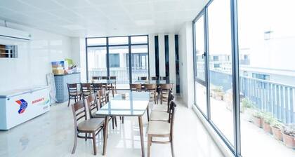 Starway Hotel