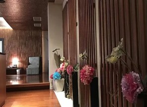 Double Room (Fashion)