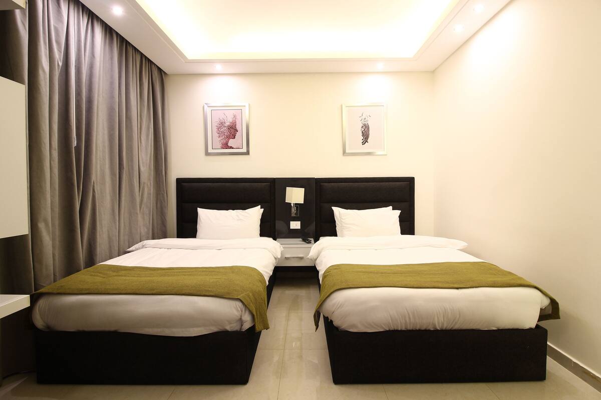 Executive Room, Sea View | In-room safe, desk, soundproofing, iron/ironing board (on request)