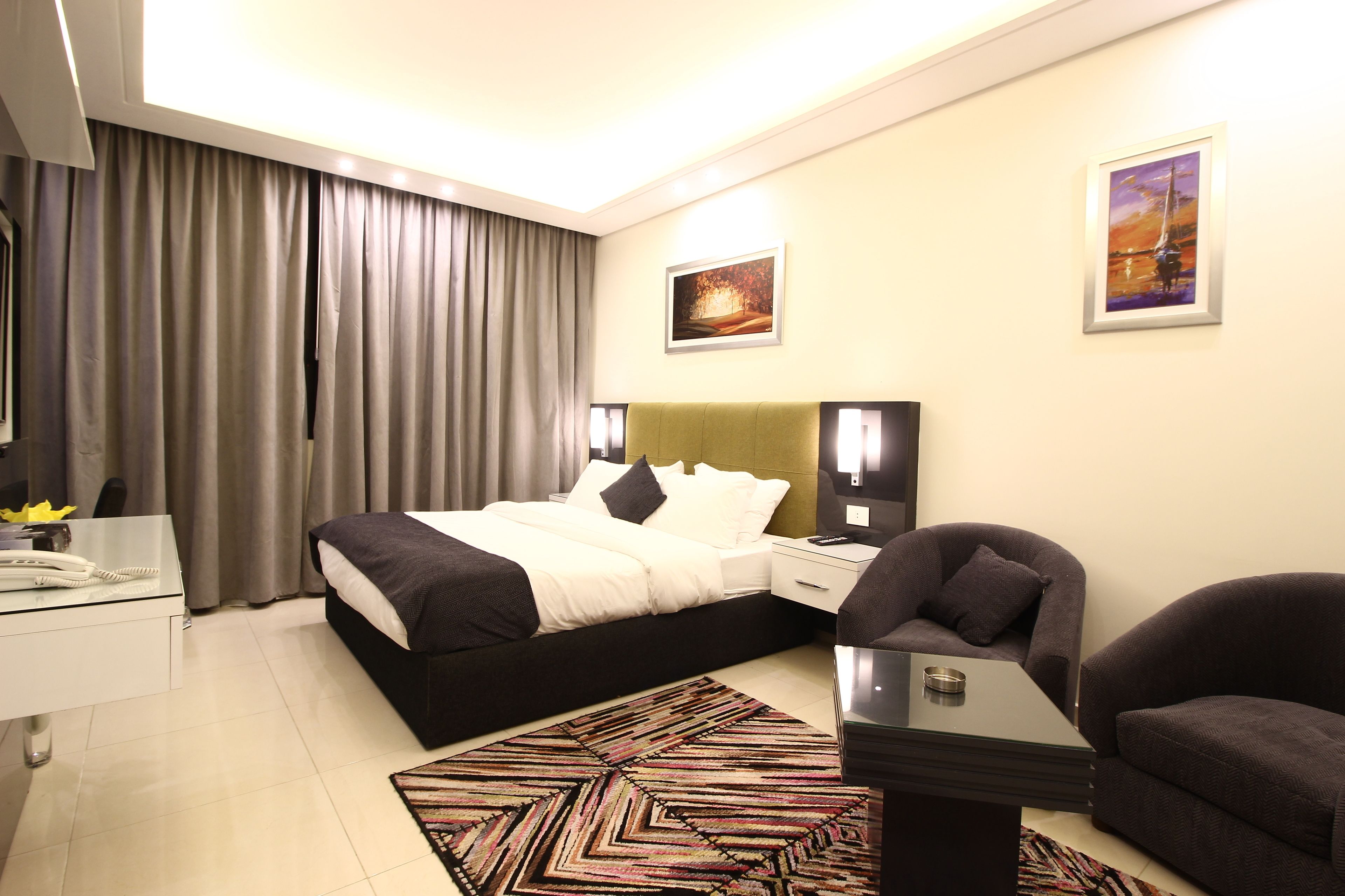 In-room safe, desk, soundproofing, iron/ironing board (on request)