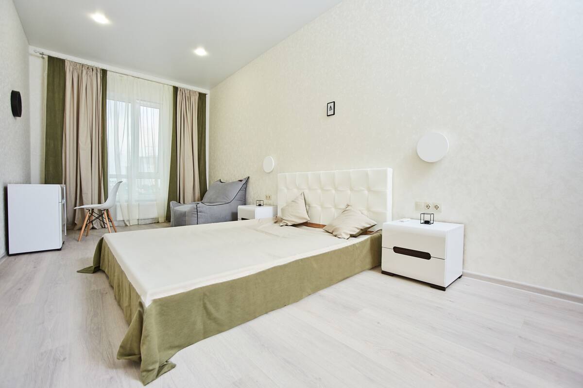1 bedroom, iron/ironing board, rollaway beds (surcharge), WiFi (free)