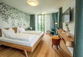 Hoernle Double Room Premium Plus | Roupas de cama antialérgicas, escrivaninha