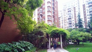 Unclassified image, 3 of 5, button - Zhongshan Park Garden Apt (Shanghai)