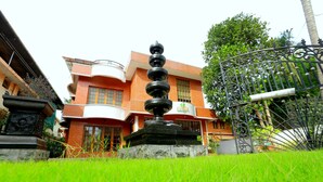 Exterior - Prana Ayurvedic Centre (Aluva)