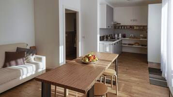 Apartment, 2 Bedrooms | In-room dining