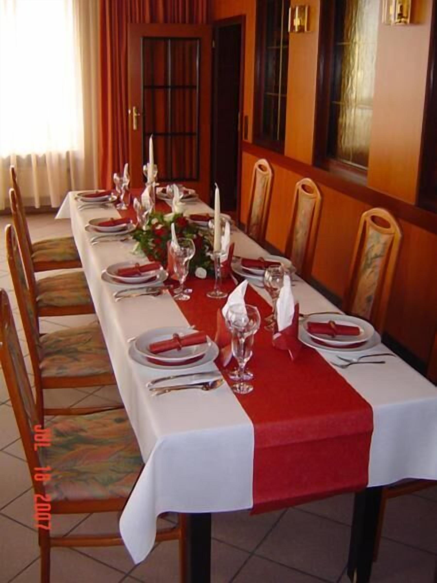 Mittagessen und Abendessen, regionale Küche