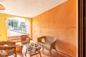 Appartement, 3 chambres | Équipements de la chambre