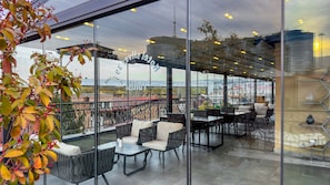 Terrace/patio - Silver 39 Corner Hotel (Tbilisi)