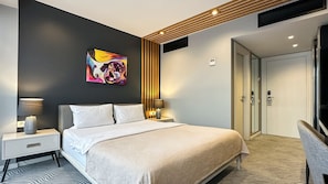 Premium bedding, minibar, in-room safe, desk - Silver 39 Corner Hotel (Tbilisi)