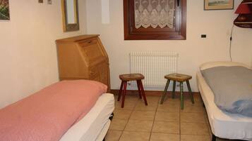 Apartemen, 2 kamar tidur | 2 kamar tidur dan seprai linen