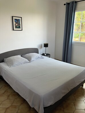 4 sovrum, strykjärn/strykbräda, resesäng och gratis wi-fi