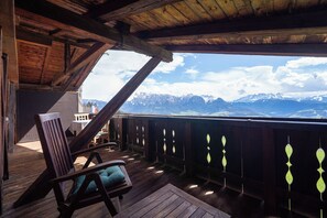 Suite – panorama | Safe på rommet, individuelt dekorert, individuelt innredet og skrivebord