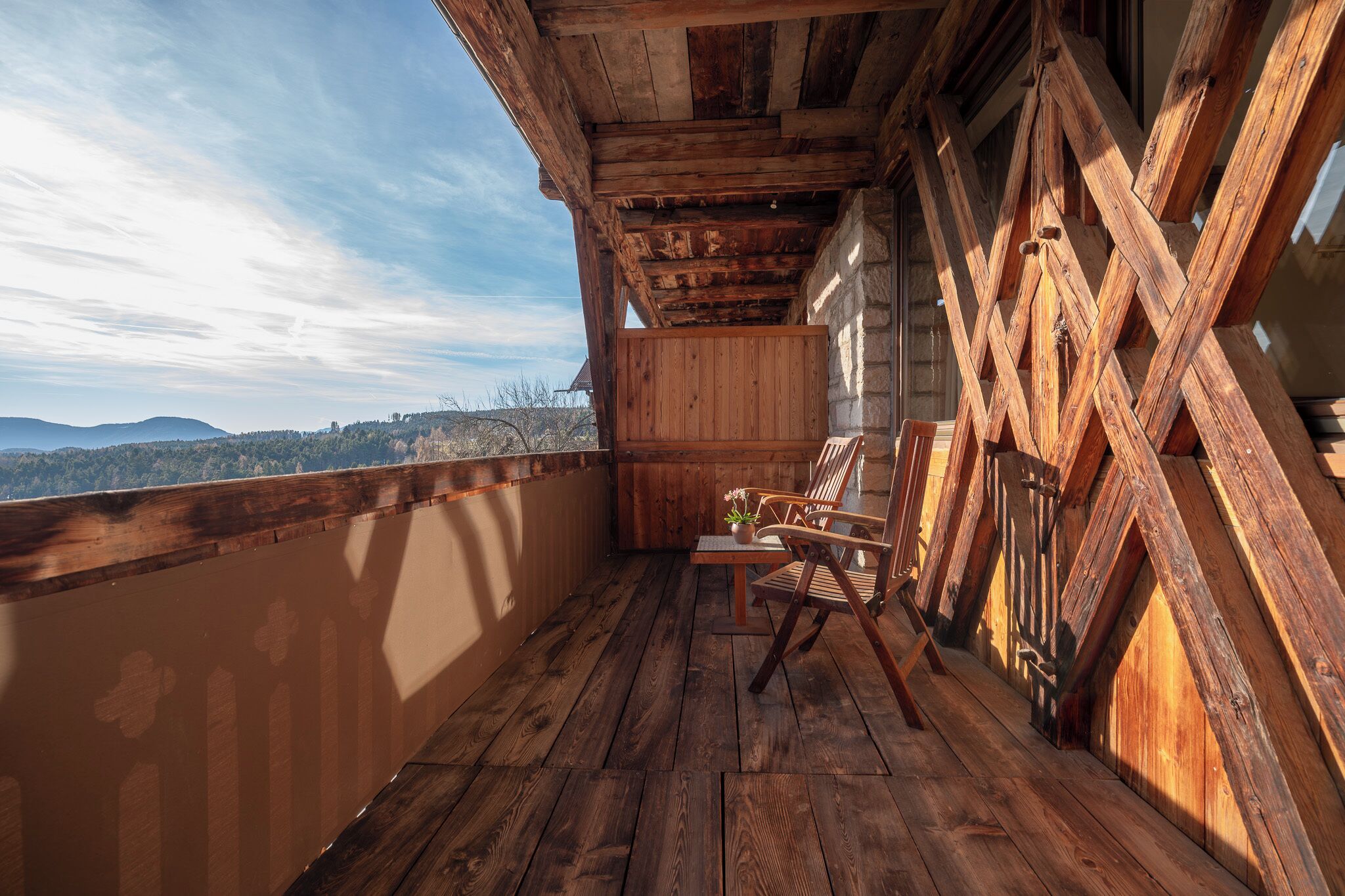 Caja fuerte, decoración individual, mobiliario individual y escritorio