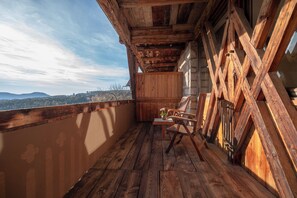 In-room safe, individually decorated, individually furnished, desk