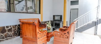 OYO 894 Nusa Indah Homestay Syariah