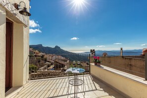 Apartamento, 3 habitaciones | Terraza o patio